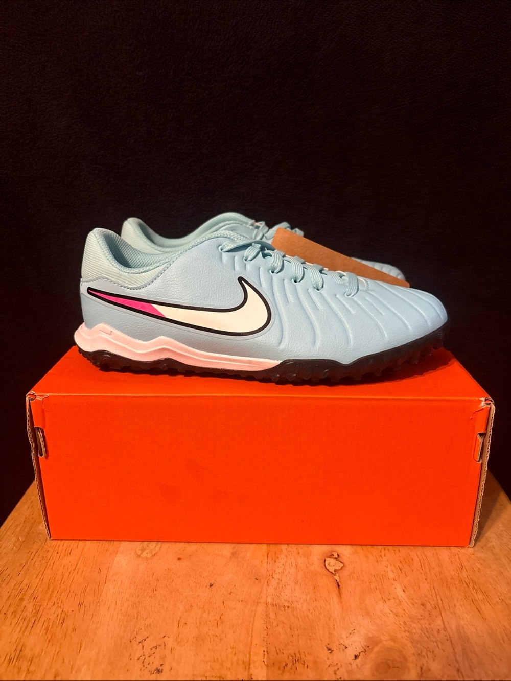 New Nike Jr. Legend 10 Academy Turf 5 youth